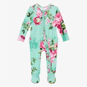 NWT Posh Peanut Aqua Floral Ruffled Footie 18-24